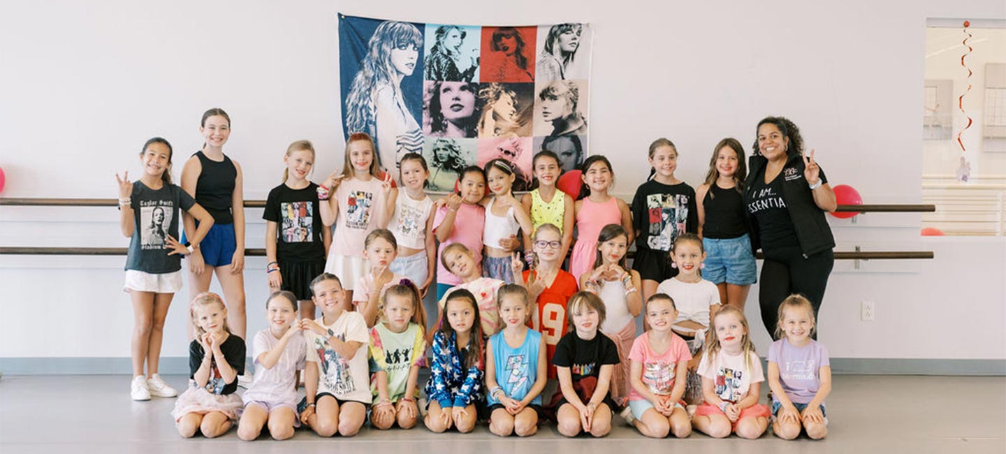 Swifty: The Life of a Showgirl Camp!!